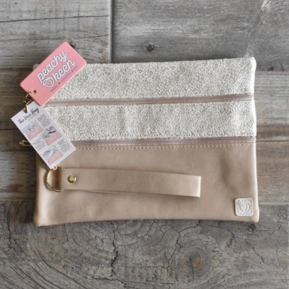 The Versi Bag Clutch - Picture 1 of 3